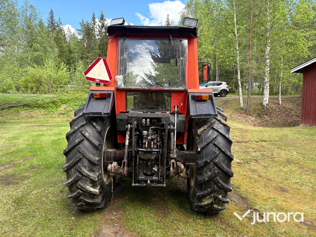 Traktor - Volvo BM Valmet, 705-4