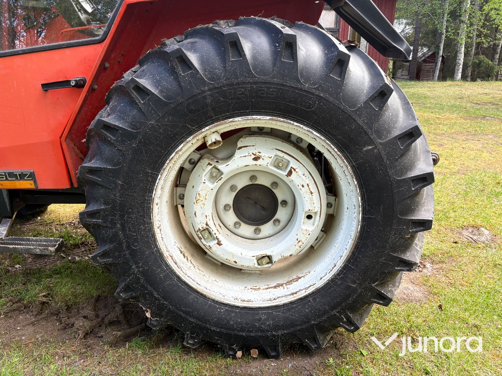 Traktor - Volvo BM Valmet, 705-4