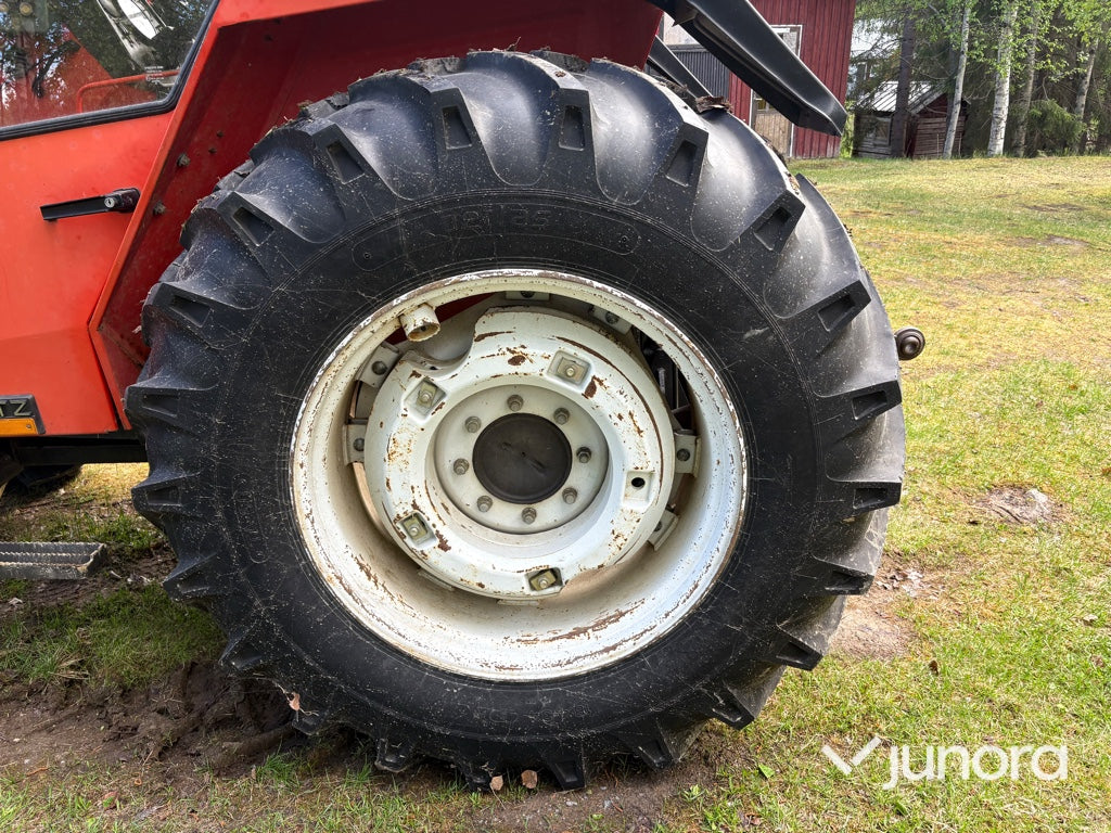 Traktor - Volvo BM Valmet, 705-4