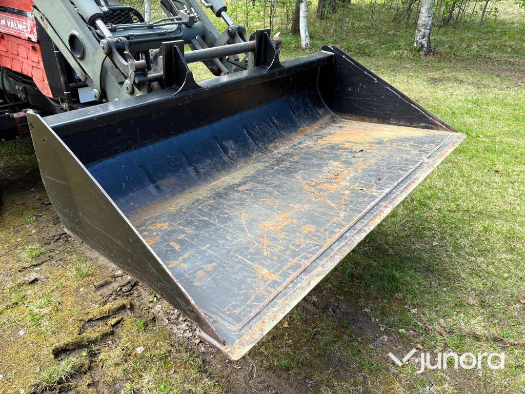 Traktor - Volvo BM Valmet, 705-4