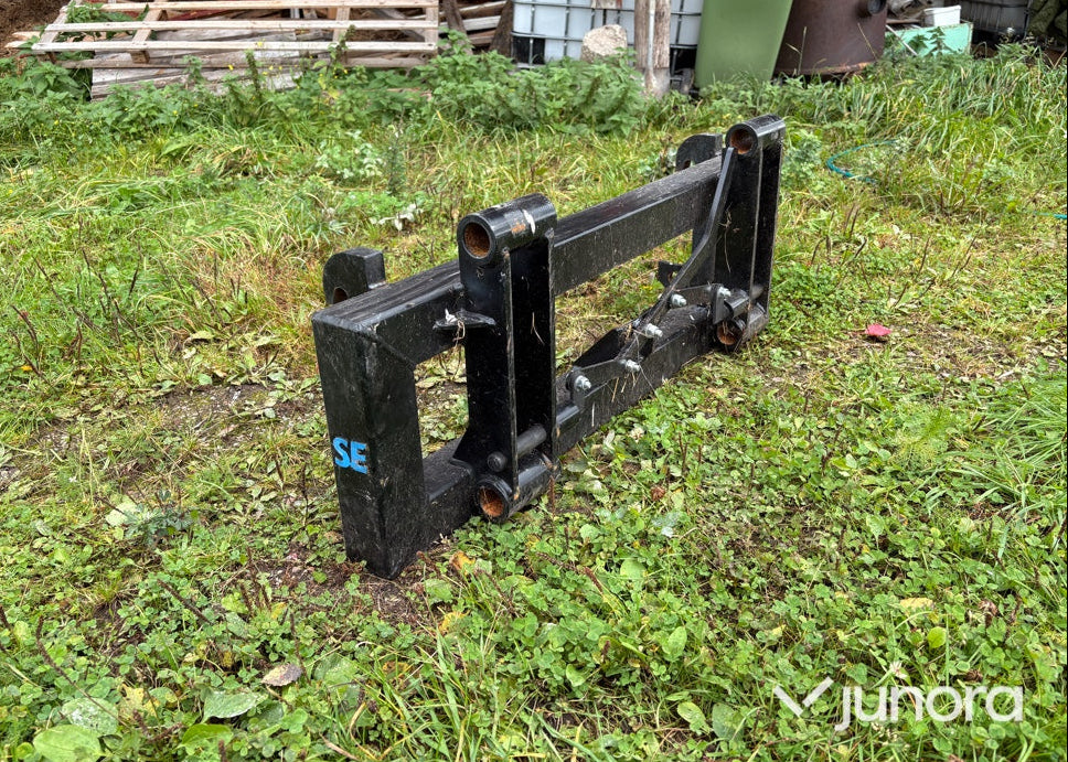 Redskapsadapter - SE Equipment, Ålö Quicke 3030- SMS