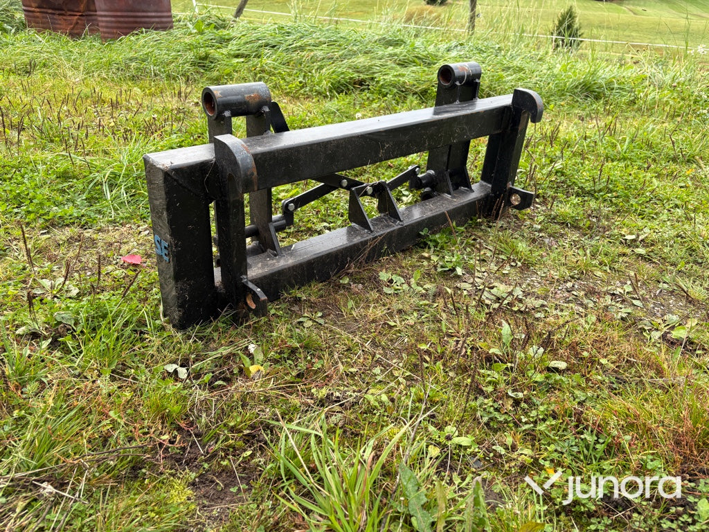 Redskapsadapter - SE Equipment, Ålö Quicke 3030- SMS