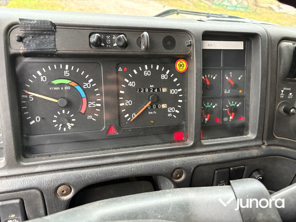 Kranbil - Volvo FM7 4*2