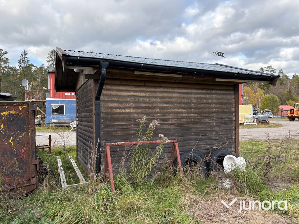 Stuga / Bod - Med inredning
