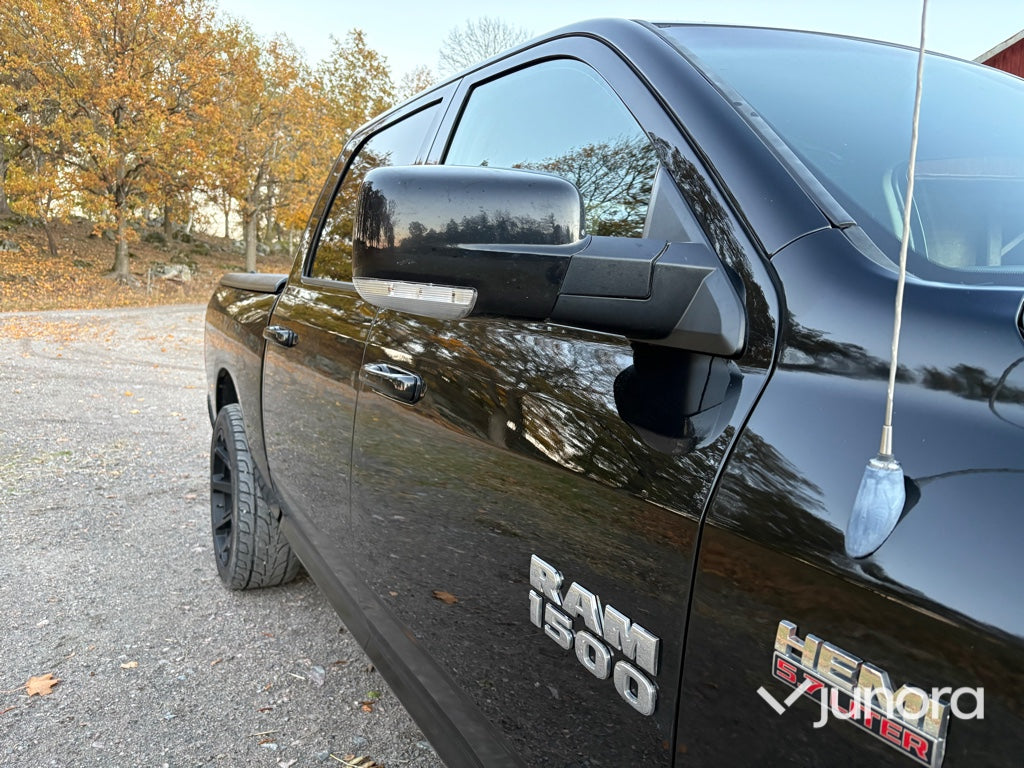 Pickup Dodge RAM Truck 1500 Sport 401 HK