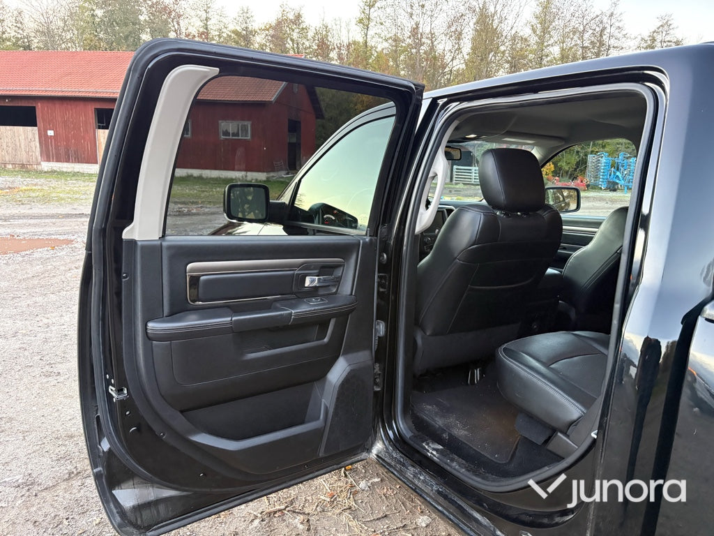 Pickup Dodge RAM Truck 1500 Sport 401 HK