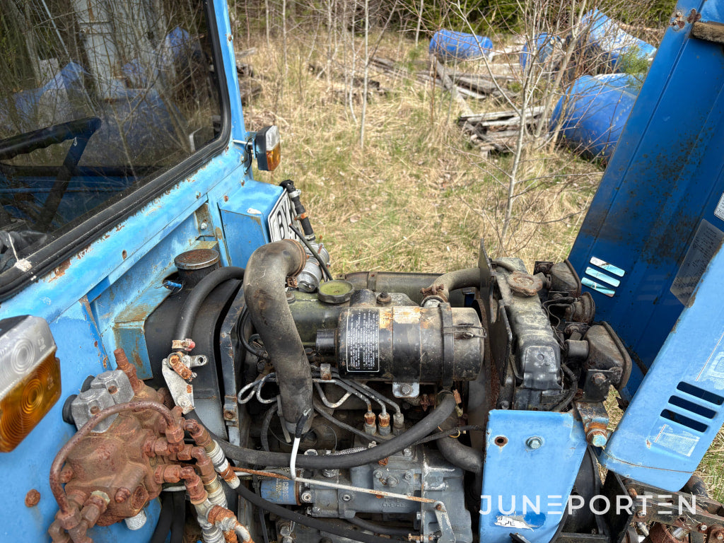 Traktor Iseki TX 2160 4WD