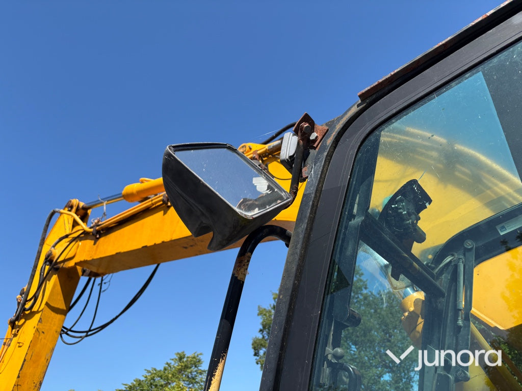 Grävmaskin JCB JS 160L med tiltrotator