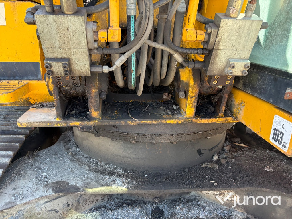 Grävmaskin JCB JS 160L med tiltrotator