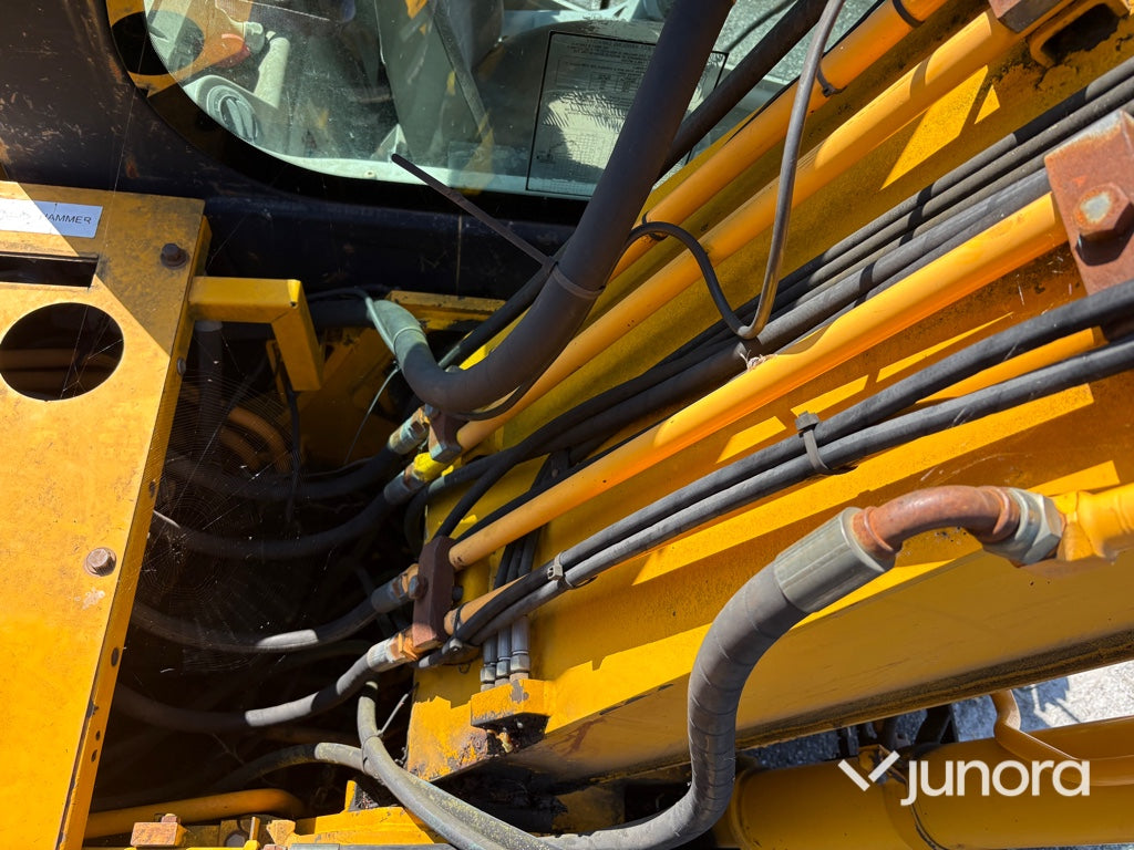 Grävmaskin JCB JS 160L med tiltrotator