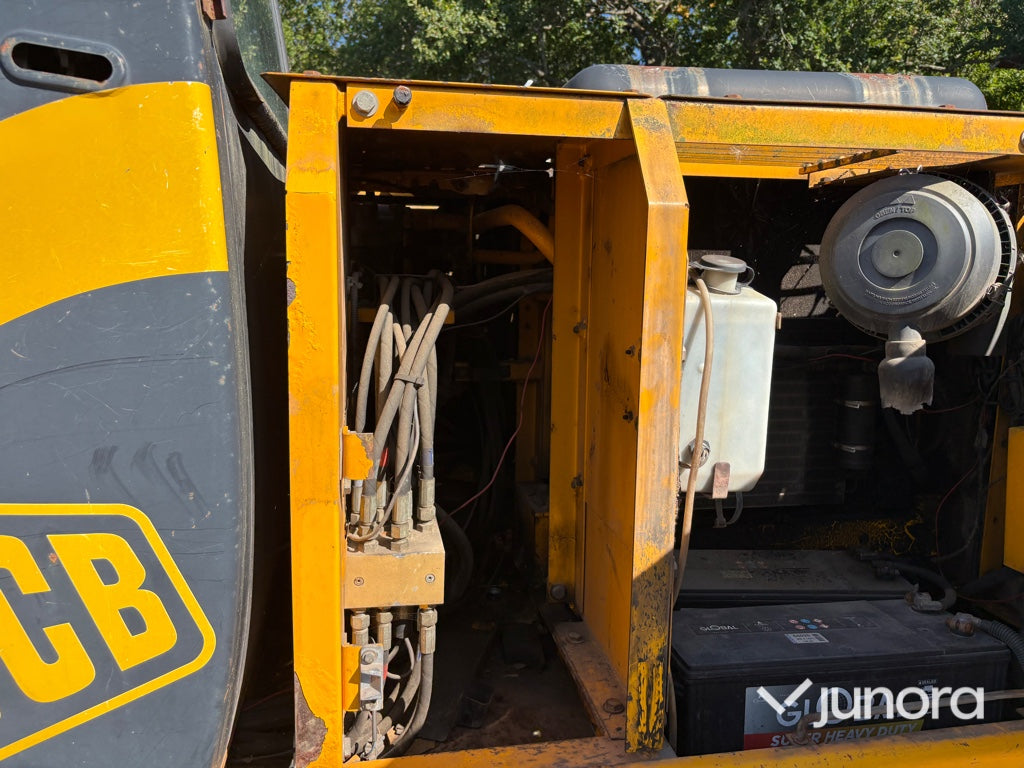 Grävmaskin JCB JS 160L med tiltrotator