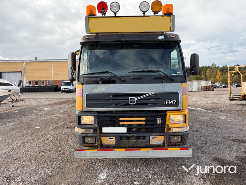 Lastbil Volvo FM7 4X2