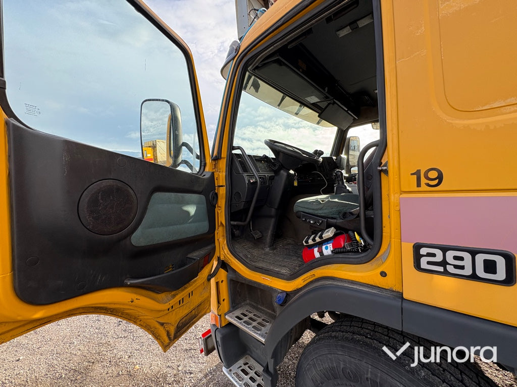 Lastbil - Volvo FM7 4X2