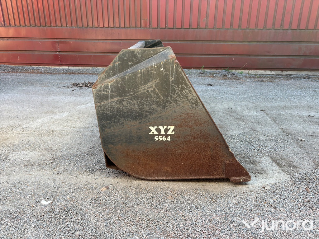 Skopa XYZ 5564