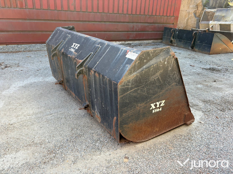 Skopa XYZ 5564