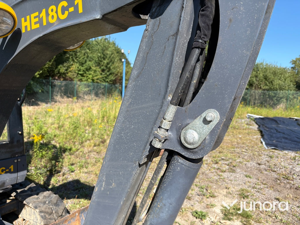 Minigrävare – Eurotrac HE18C-1