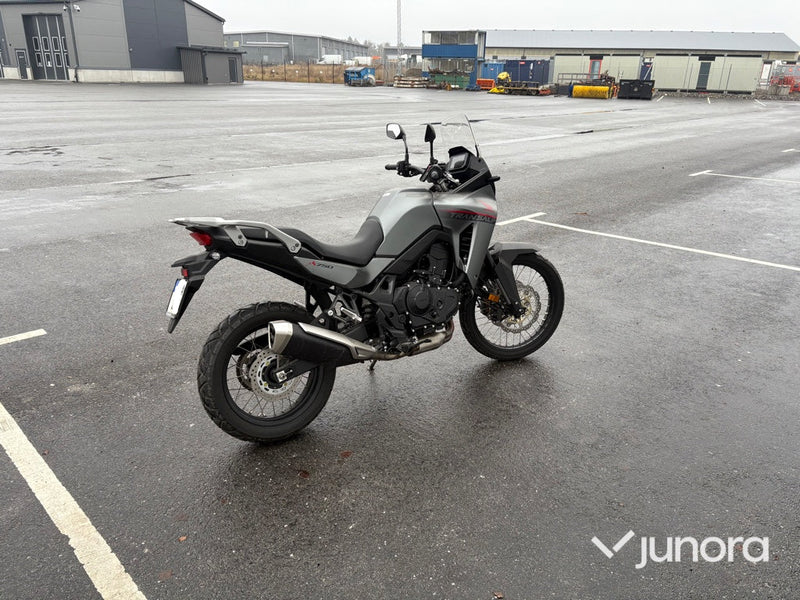 Motorcykel - Honda XL750