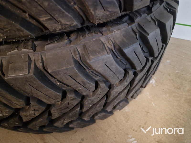 Däck - Atturo Trial Blade