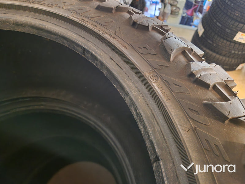 Däck - Atturo Trial Blade