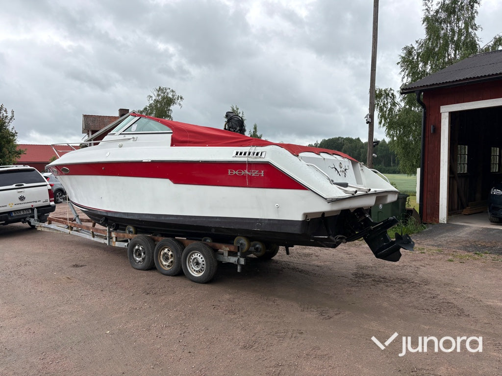 Motorbåt - Donzi Regazza 25 – MerCruiser V8