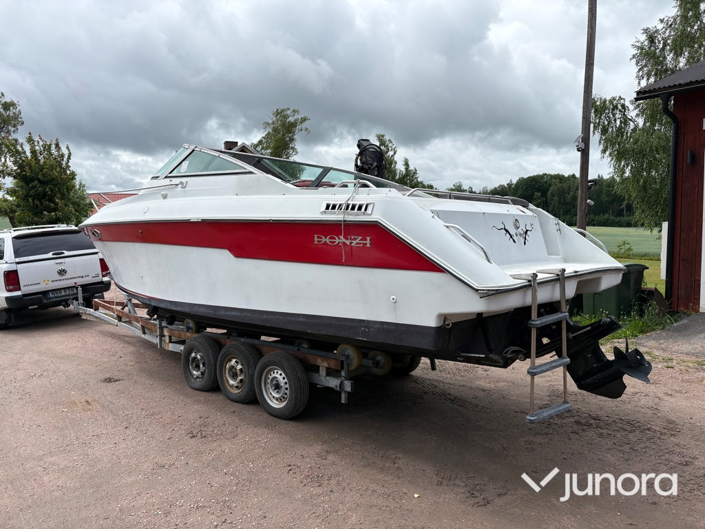 Motorbåt - Donzi Regazza 25 – MerCruiser V8