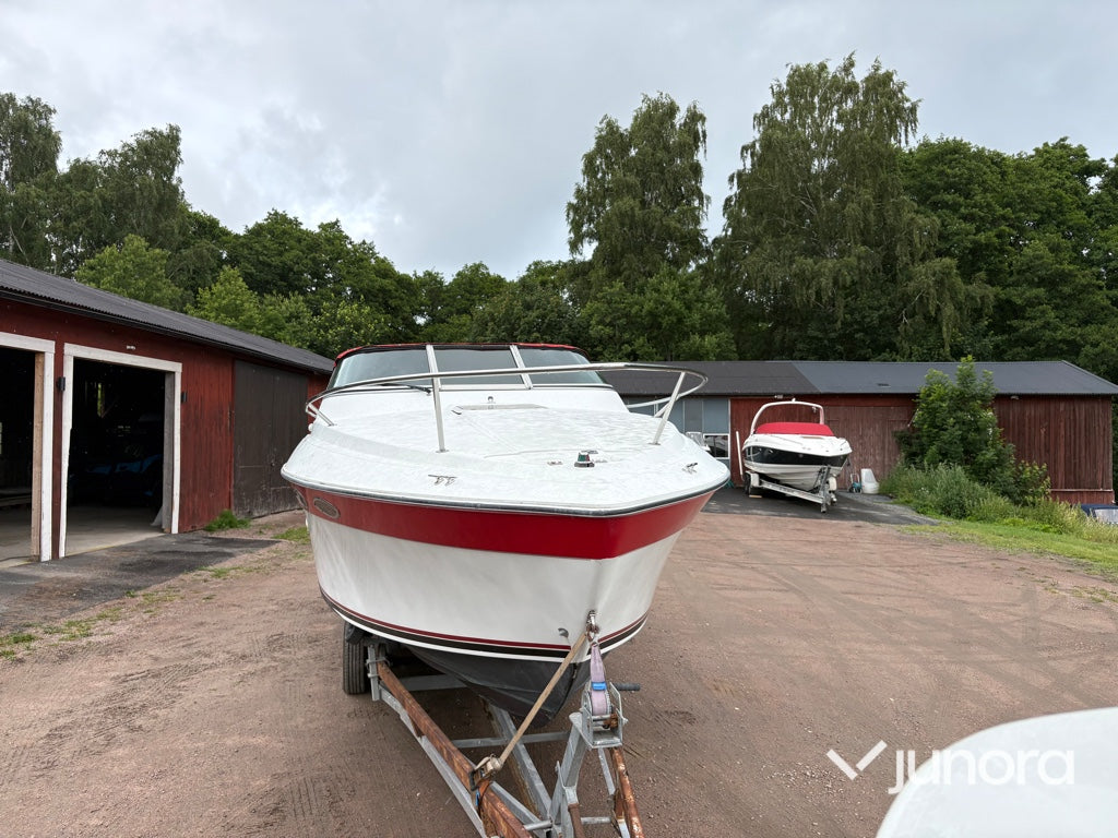 Motorbåt - Donzi Regazza 25 – MerCruiser V8