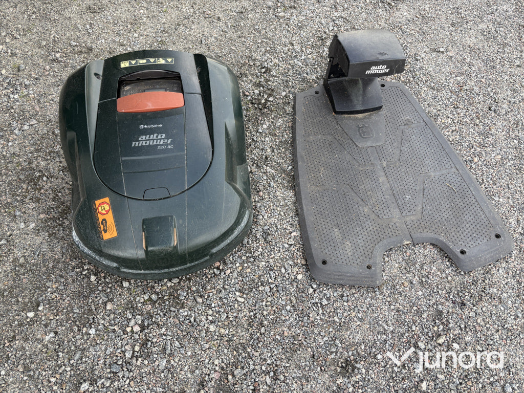 Husqvarna Automower 220AC + Laddstation