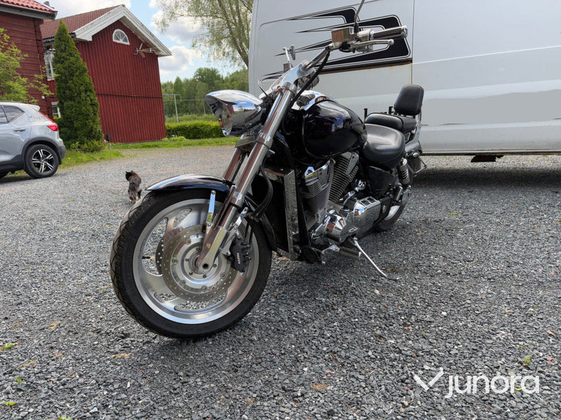 Motorcykel Honda VTX 1800C
