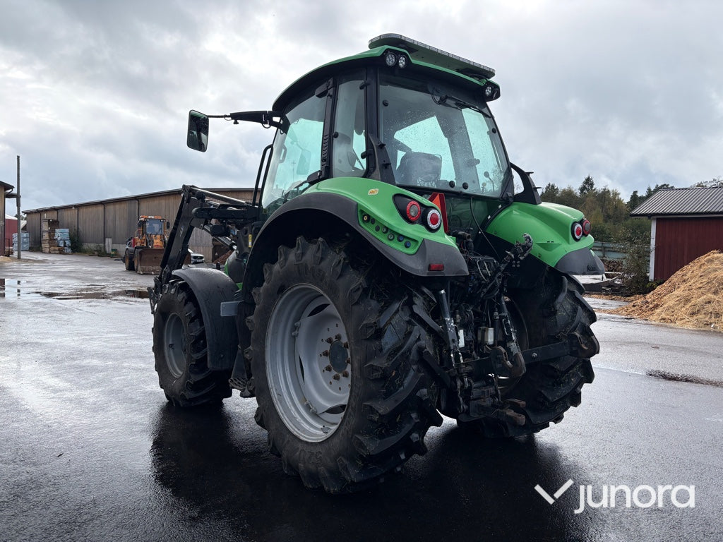 Traktor - Deutz-Fahr 6130.4 TTV med Trima frontlastare