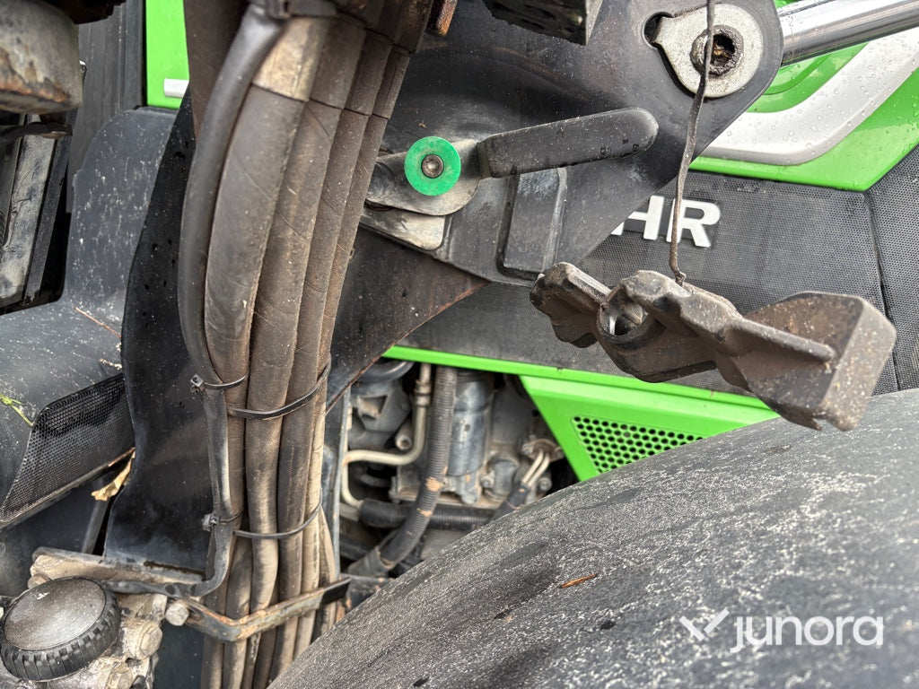 Traktor - Deutz-Fahr 6130.4 TTV med Trima frontlastare