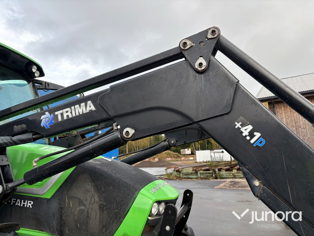 Traktor - Deutz-Fahr 6130.4 TTV med Trima frontlastare