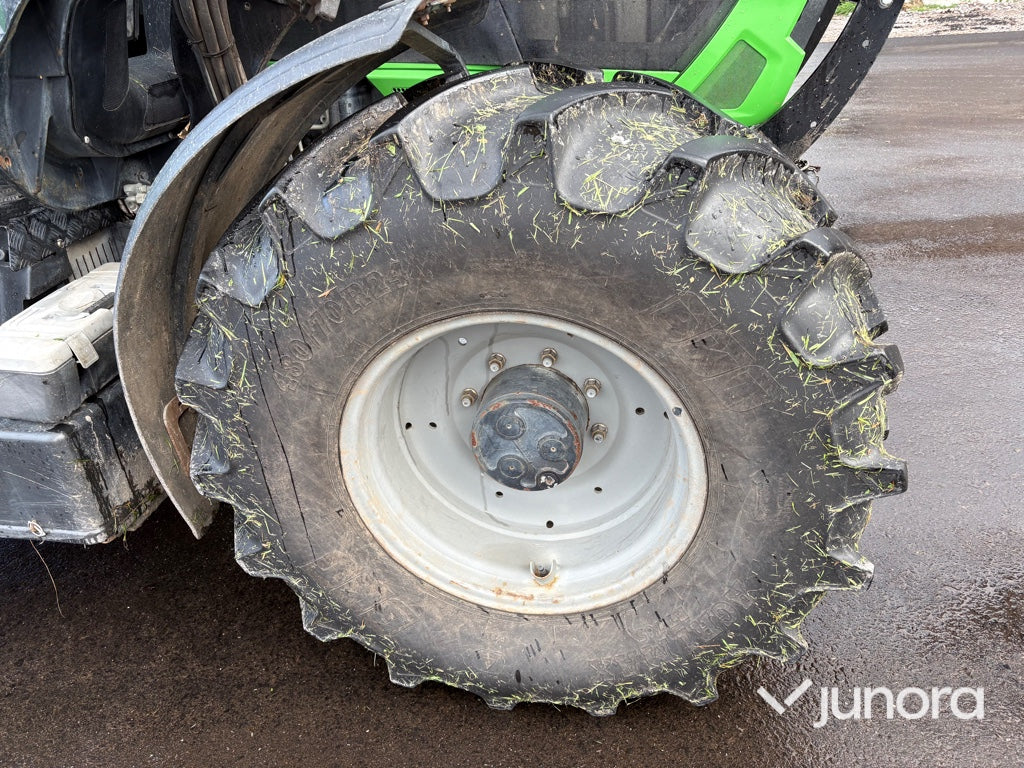Traktor - Deutz-Fahr 6130.4 TTV med Trima frontlastare