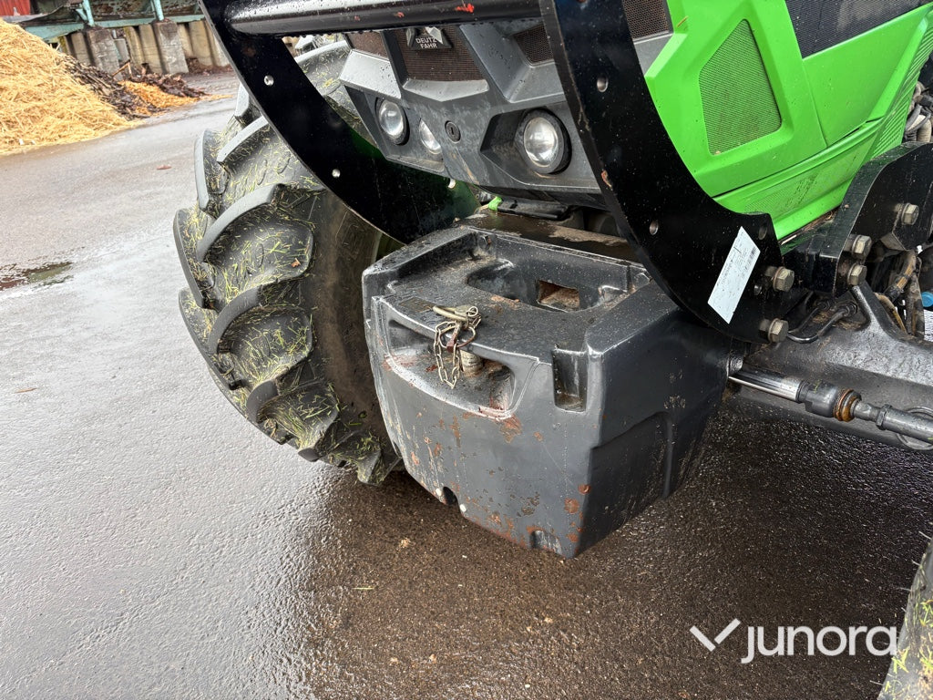Traktor - Deutz-Fahr 6130.4 TTV med Trima frontlastare