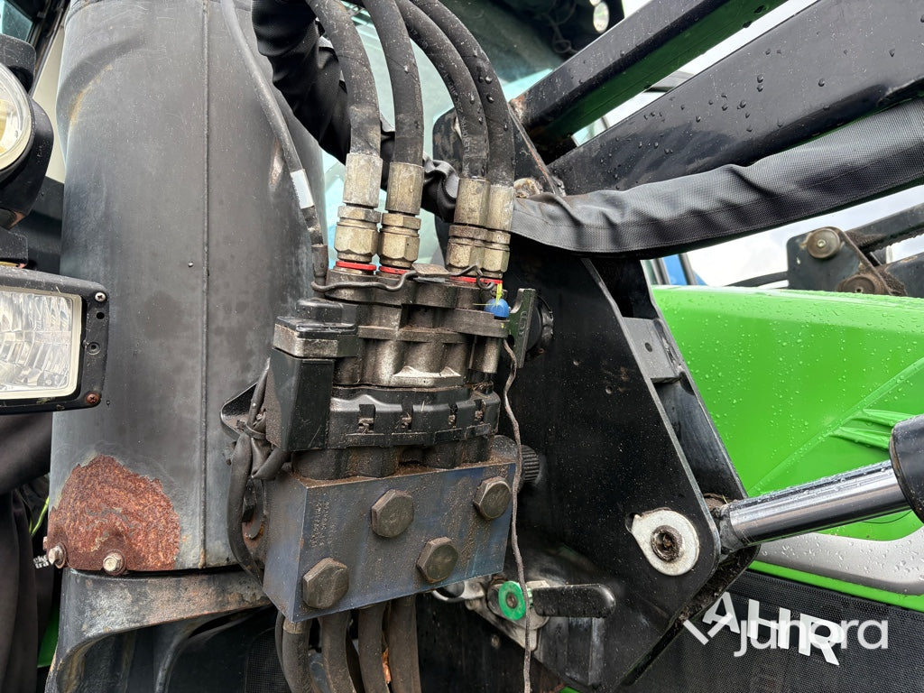 Traktor - Deutz-Fahr 6130.4 TTV med Trima frontlastare