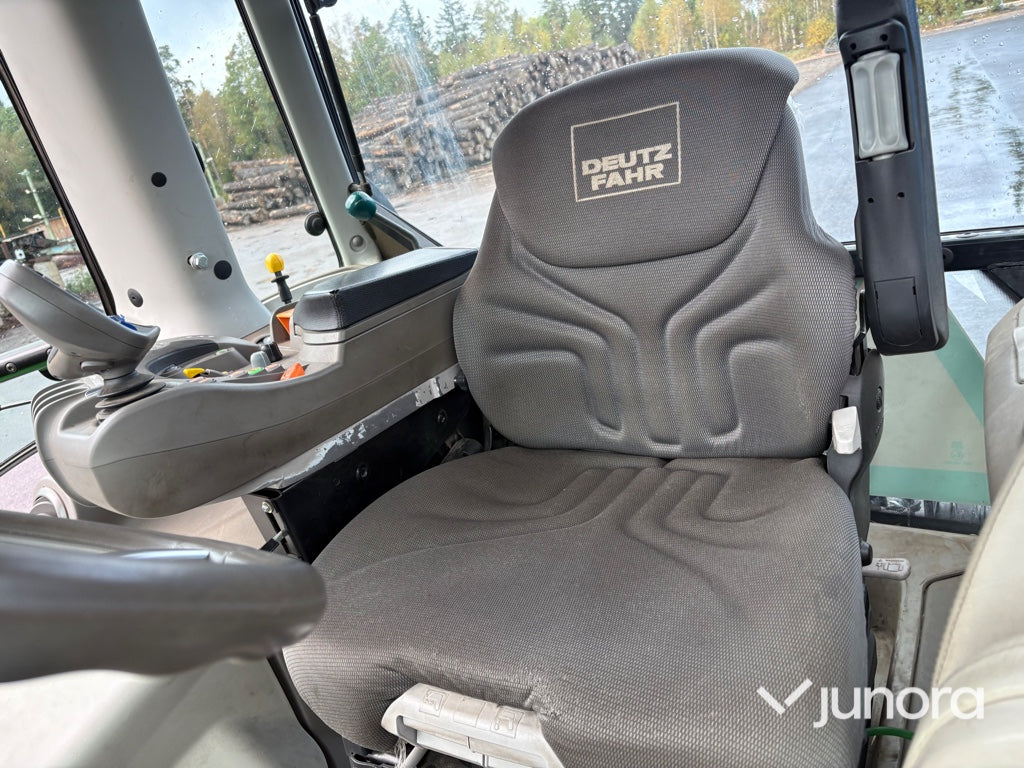Traktor - Deutz-Fahr 6130.4 TTV med Trima frontlastare