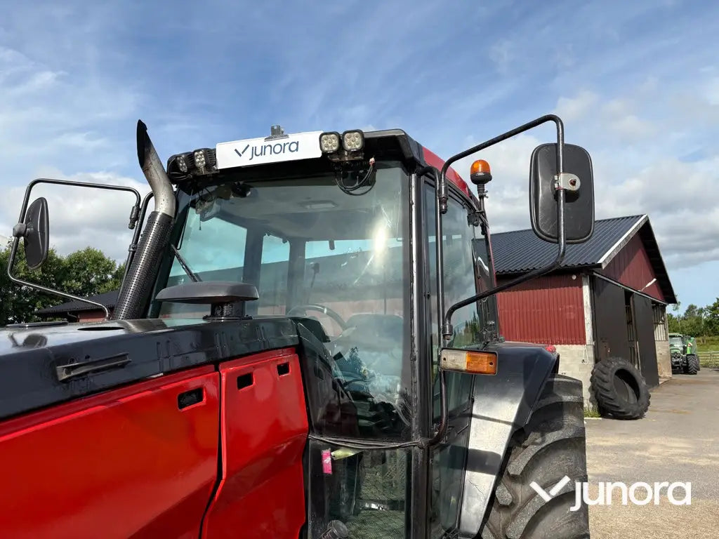 Traktor - Valtra 8450