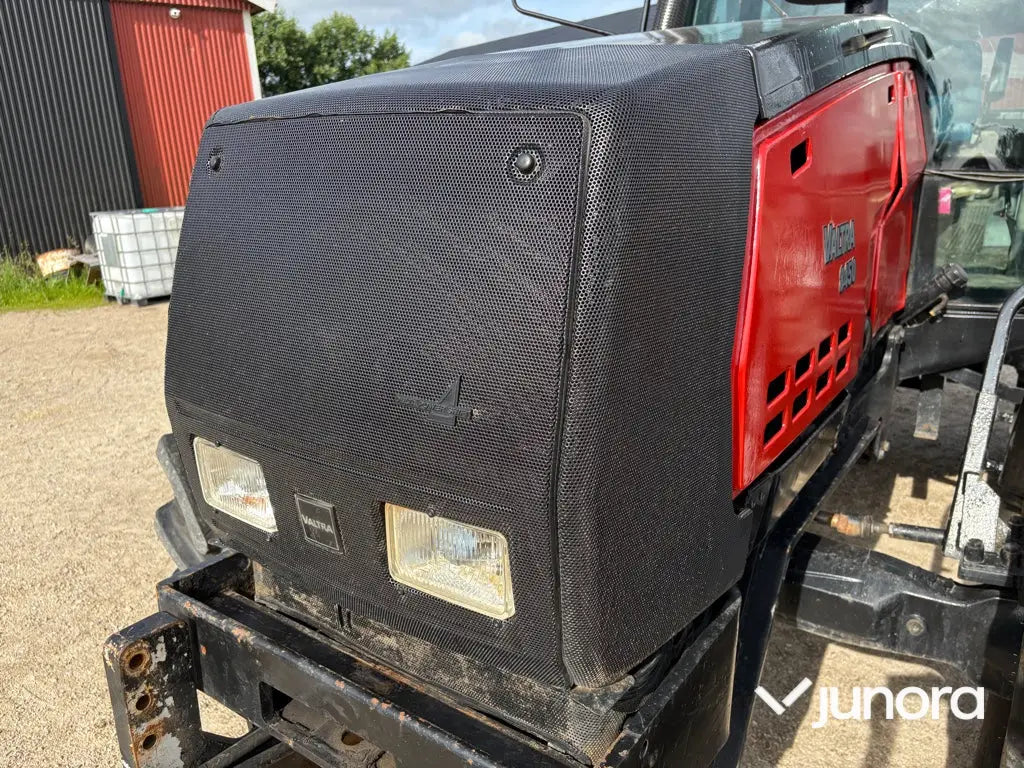 Traktor - Valtra 8450