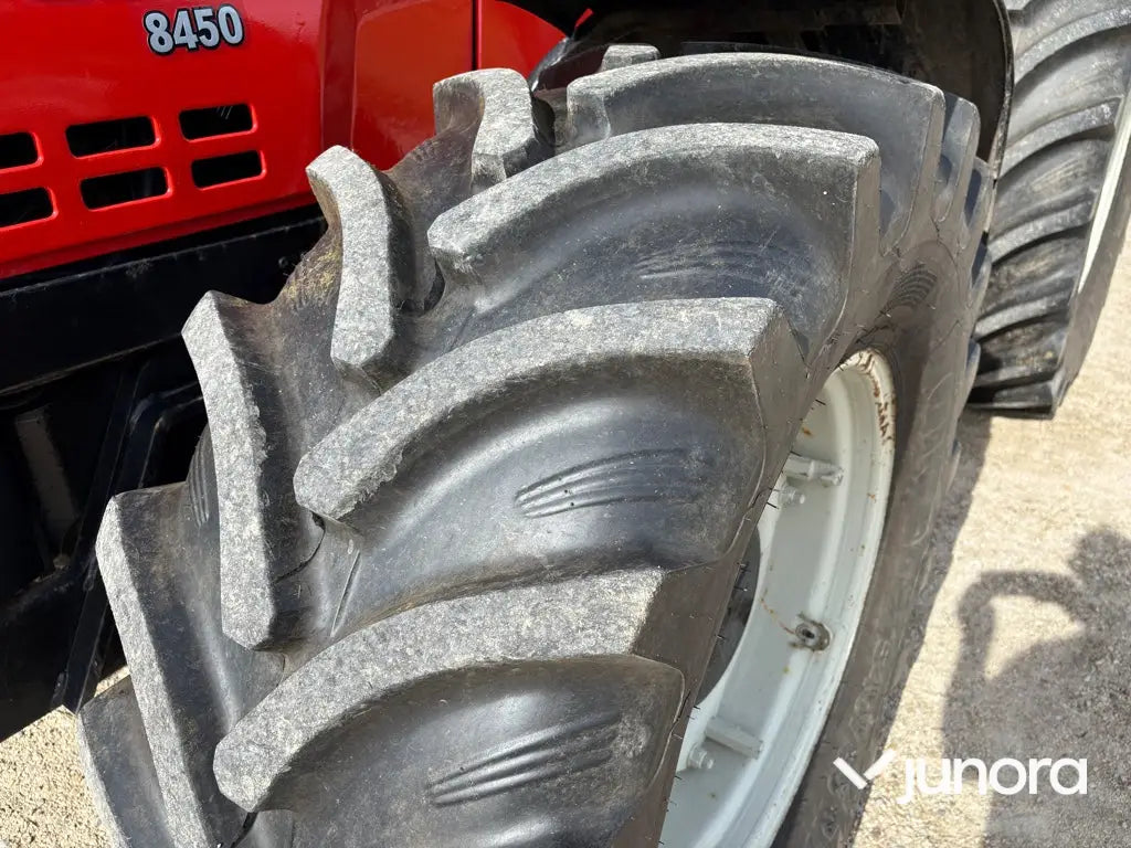 Traktor - Valtra 8450