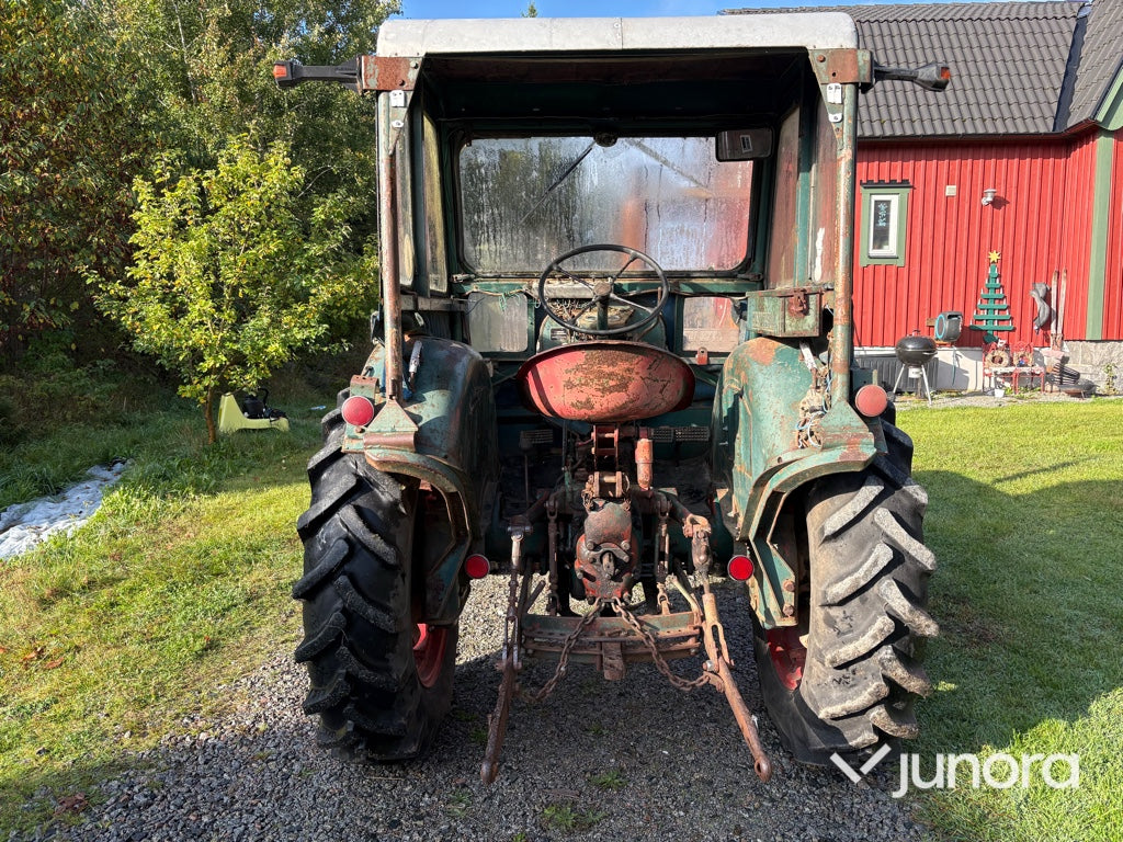 Veterantraktor BM 230 Victor Motorrenoverad