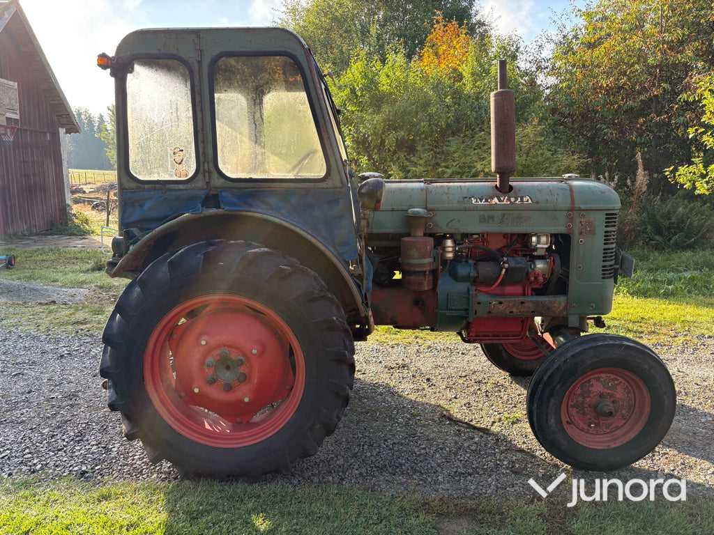 Veterantraktor BM 230 Victor Motorrenoverad