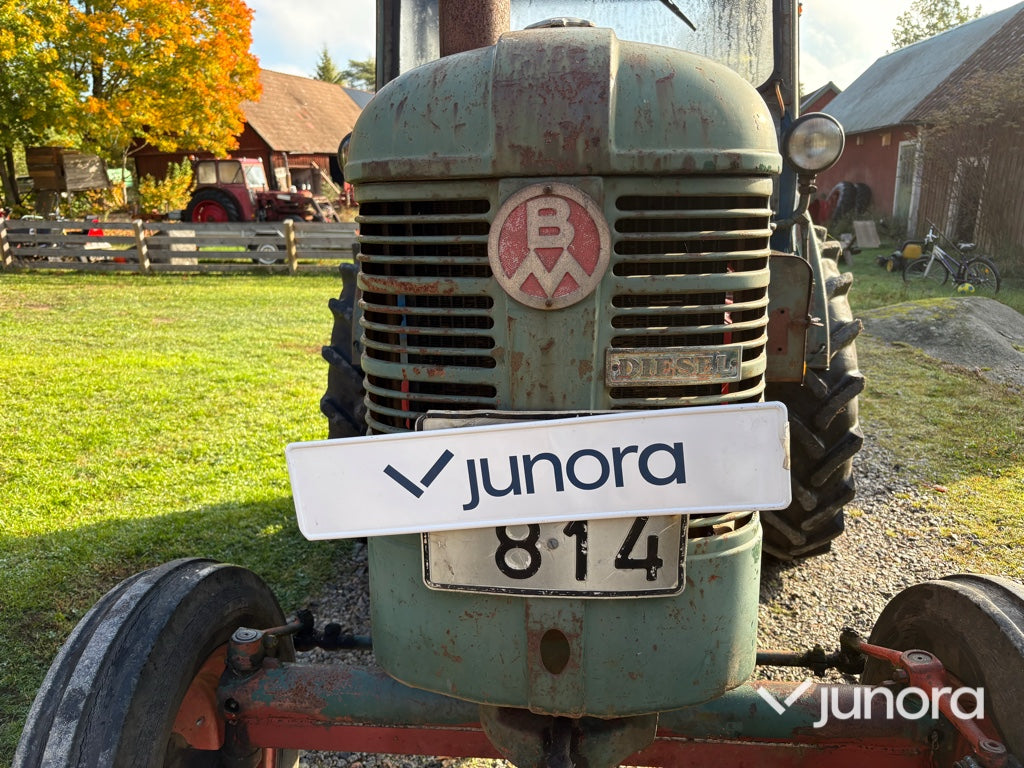 Veterantraktor BM 230 Victor Motorrenoverad