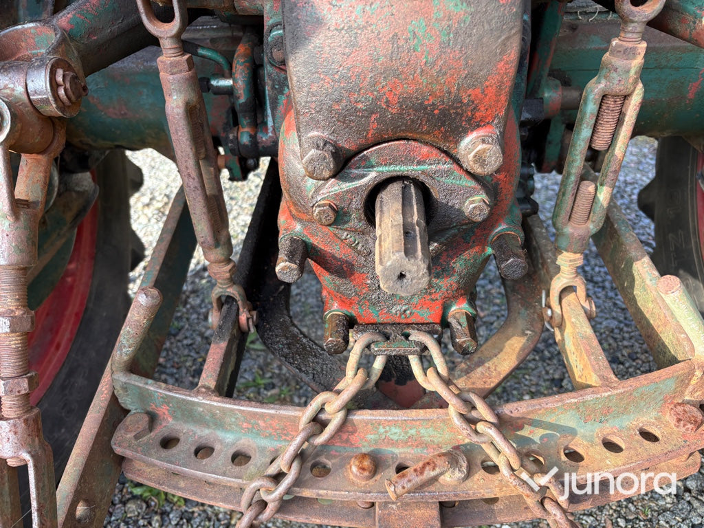 Veterantraktor BM 230 Victor Motorrenoverad