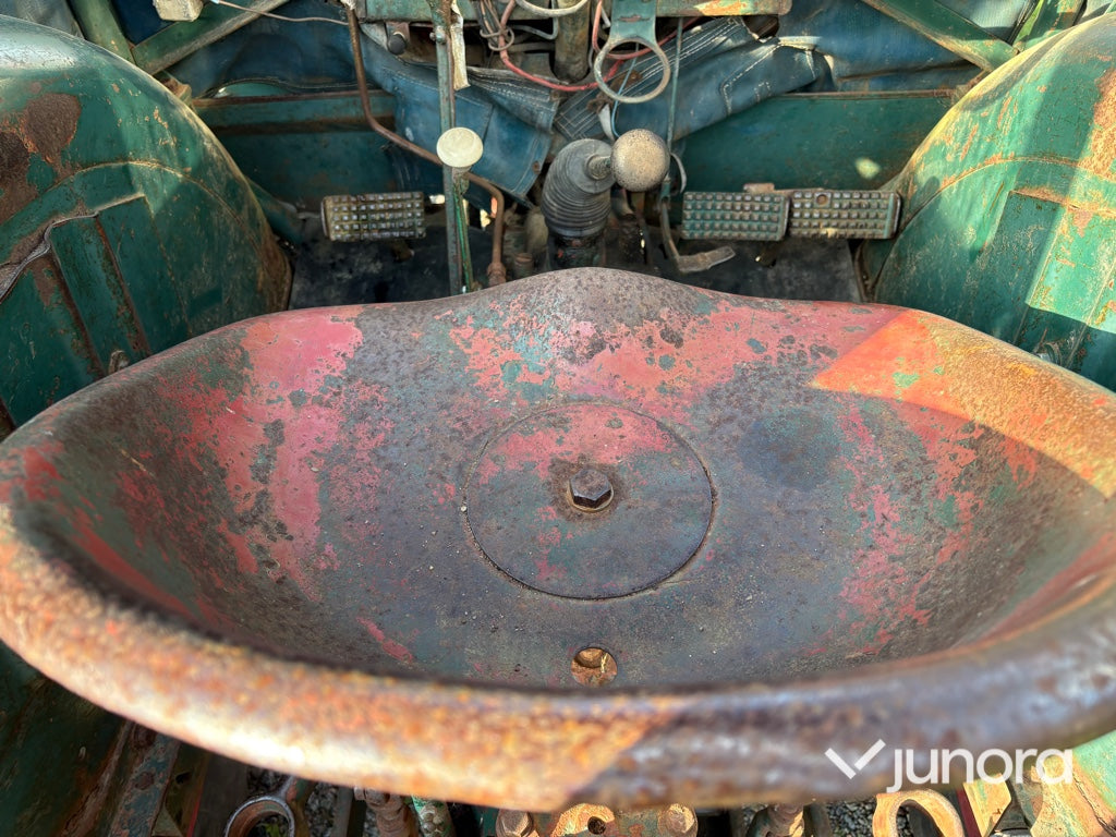 Veterantraktor BM 230 Victor Motorrenoverad