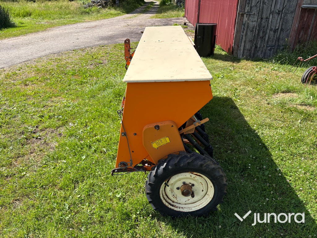 Såmaskin - Wärtsilä PRHL 21F med frölåda