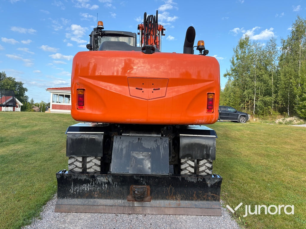 Hjulgrävare-Hitachi ZX140W-5B