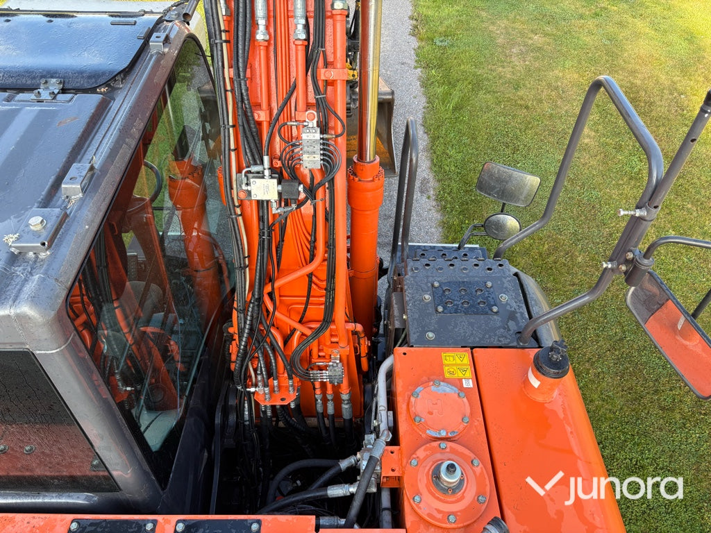 Hjulgrävare-Hitachi ZX140W-5B
