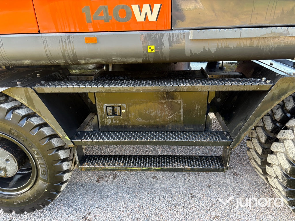 Hjulgrävare-Hitachi ZX140W-5B