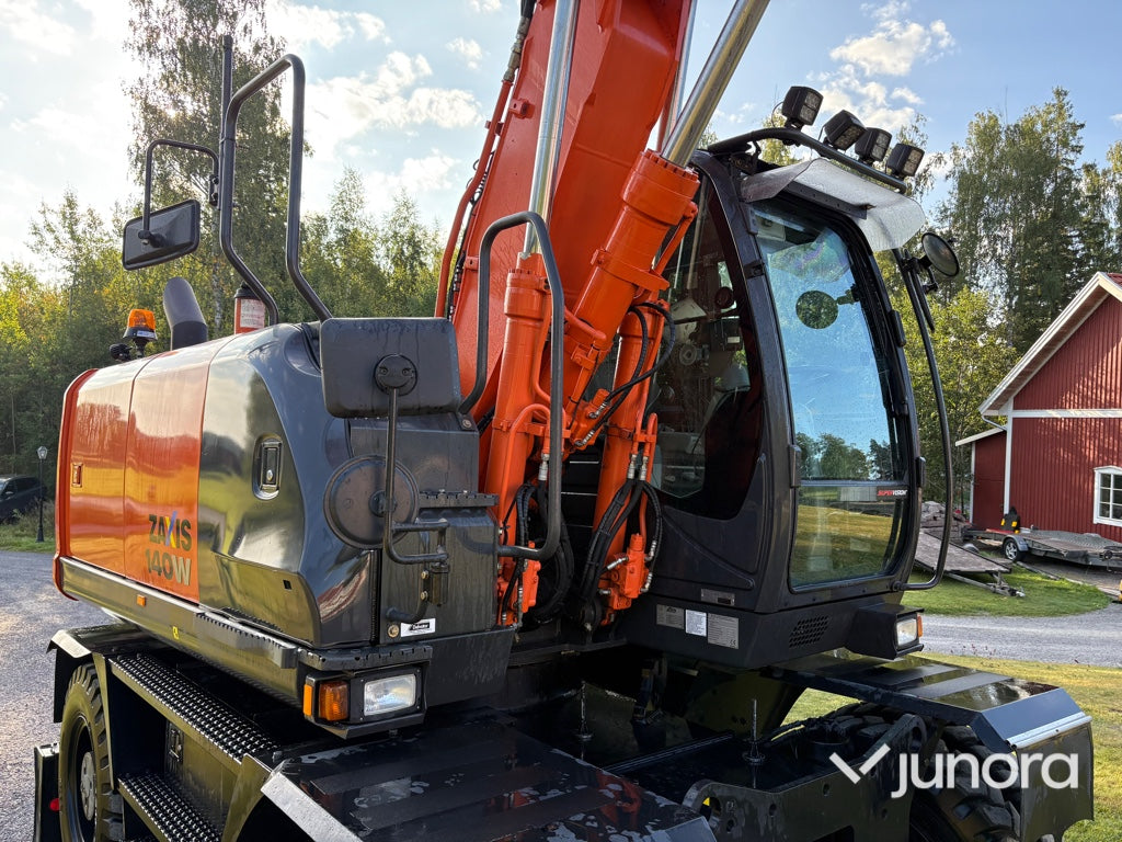 Hjulgrävare-Hitachi ZX140W-5B