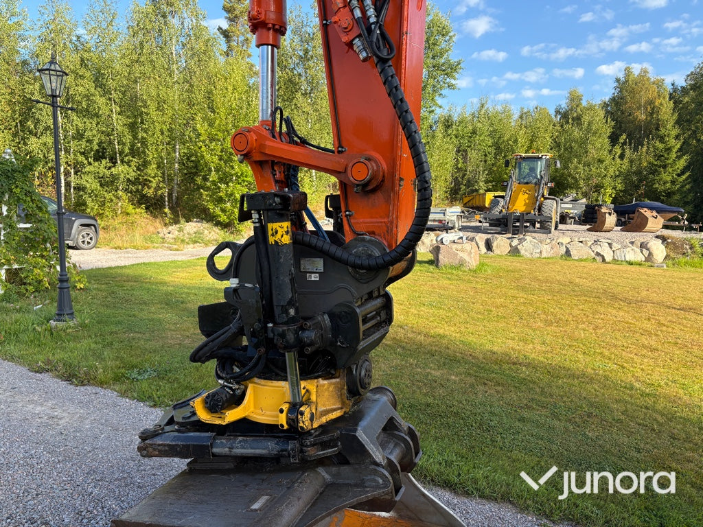 Hjulgrävare-Hitachi ZX140W-5B