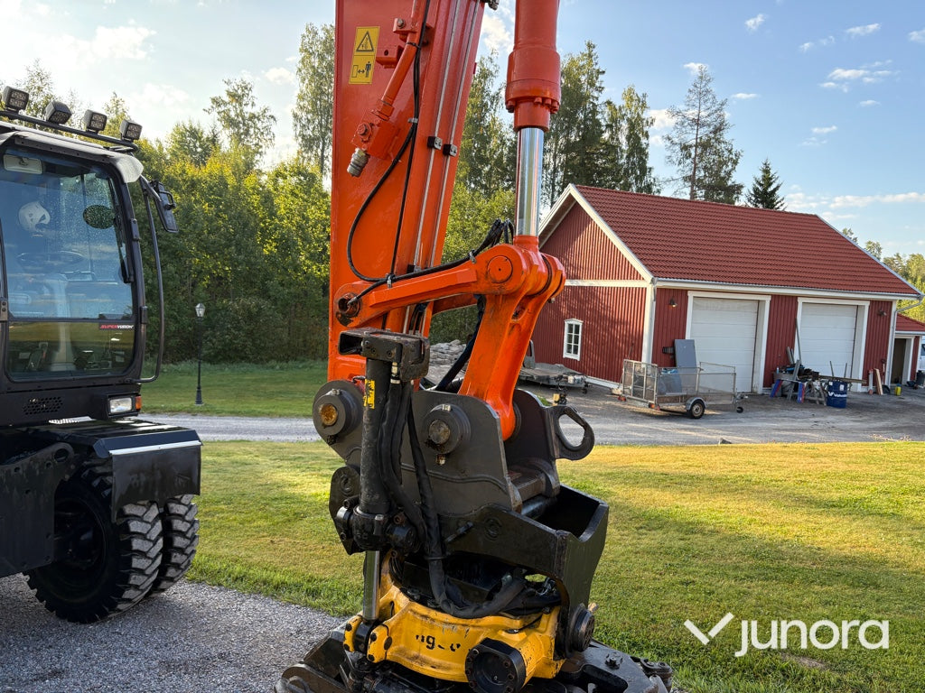 Hjulgrävare-Hitachi ZX140W-5B